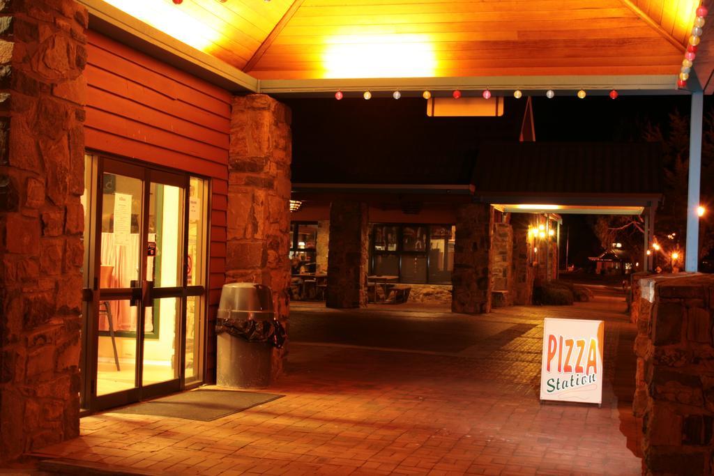 The Station Hotel Jindabyne Ngoại thất bức ảnh
