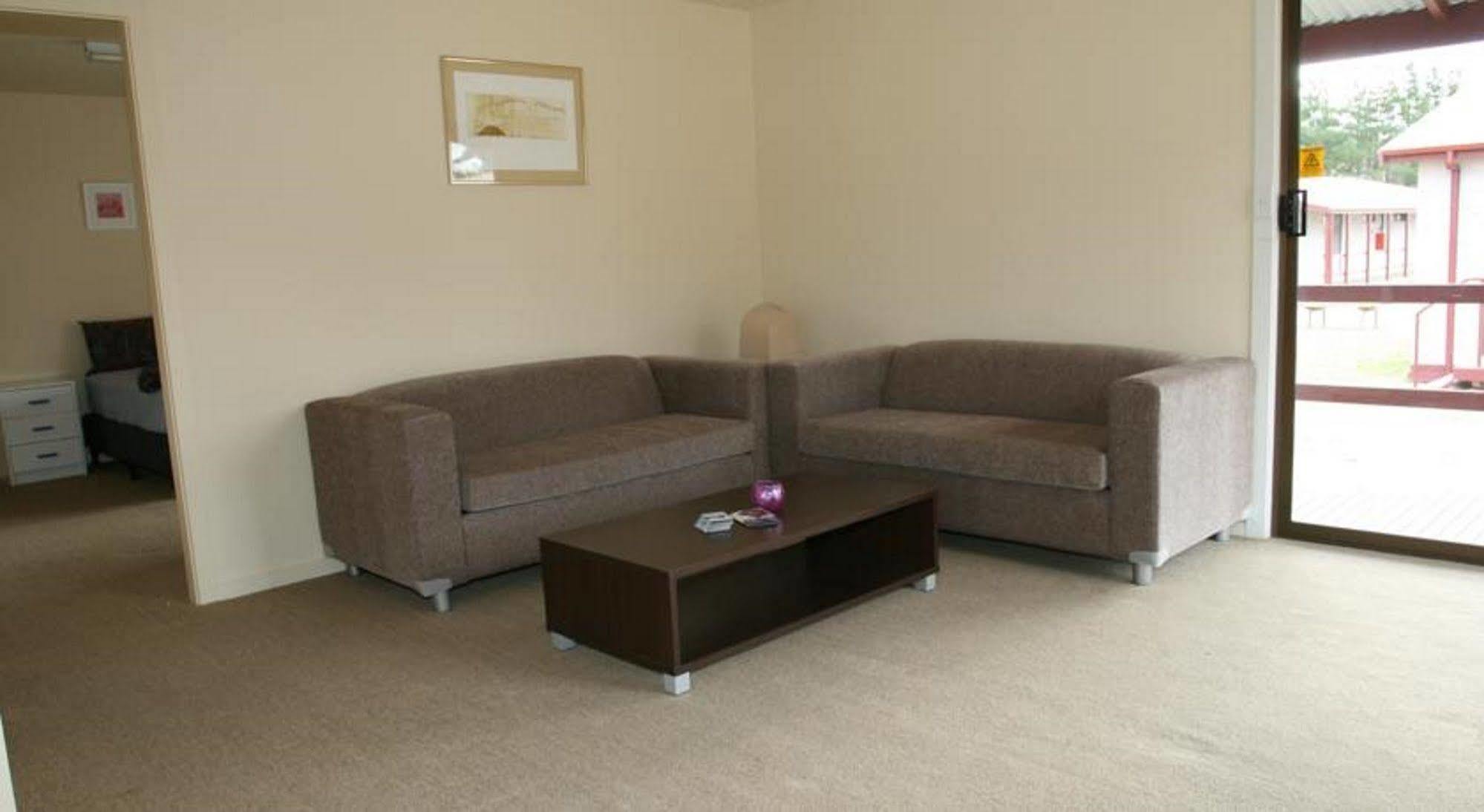 The Station Hotel Jindabyne Ngoại thất bức ảnh